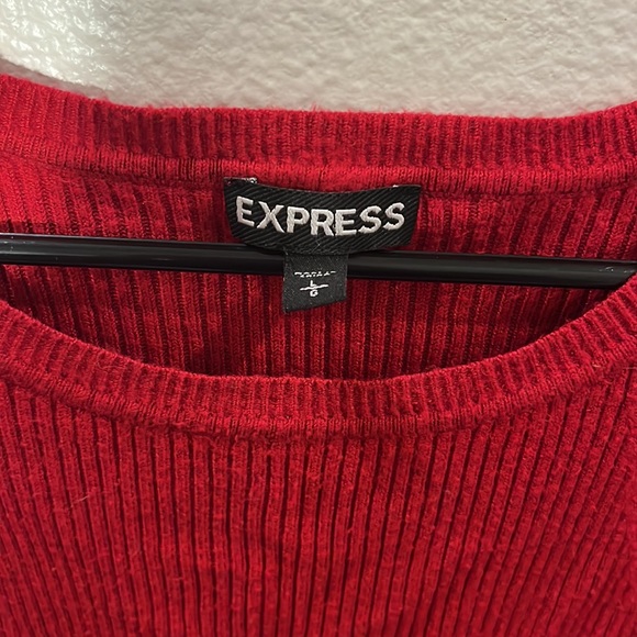 Express Sweater - Picture 2 of 3